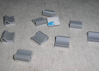 Uchwyt przewodu wstążkowego samoprz. 15x13x6mm 10szt