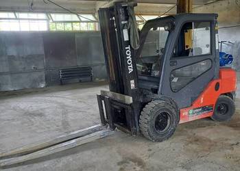 Wózek widłowy Toyota