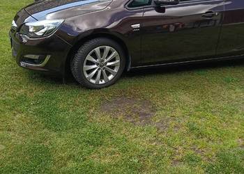 Opel Astra j benzyna 1.4. 140 km