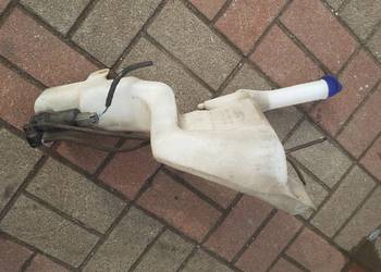 Zbiorniczek spryskiwaczy Ford fiesta mk7