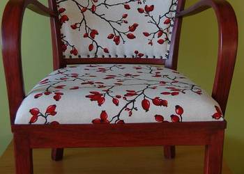 stary fotel Art Deco po renowacji