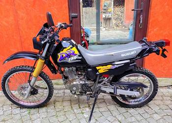 Suzuki dr .125.