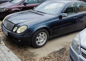 Mercedes-Benz E220 CDI W211 2003r.