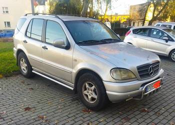 Sprzedam Mercedes ml w 163 rok produkcji 1999 silnik 2,3l benzyna gaz