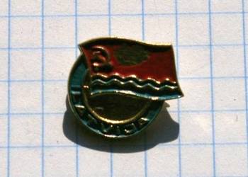 ODZNAKA ŁOTEWSKA NA AGRAFCE Z OKRESU ZSRR