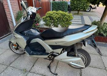 Skuter elektryczny - XINSILU TDE57Z-A