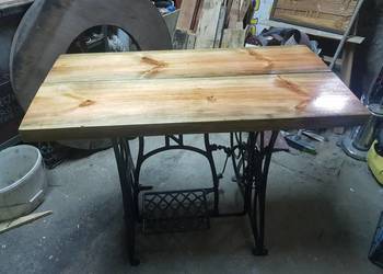 Sprzedam stół wykonany po maszynie do szycia