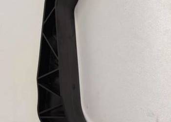 AUDI Q3 8U WSPORNIK PASA PRAWY PRZÓD 8U0805528