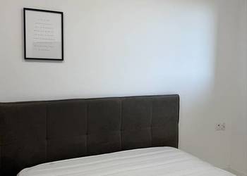 Łóżko Guy Laroche Home + materac ortopedyczny 160x195