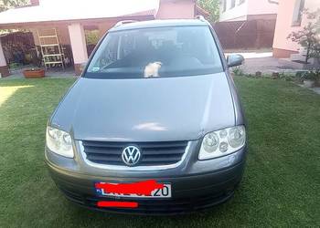 Śliczny VW Touran lub zamiana