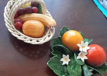 Dekoracje imitujące owoce wykonane z tworzywa ceramicznego