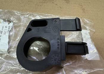 Mocowanie uchwyt chłodnicy trafić III 3 vivaro talento nv300 95517231