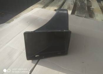 WLOT POWIETRZA PRAWY 7033704 BMW E60 E61