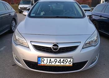 Opel Astra j LPG zadbany, 2 komplety kół