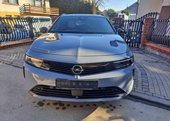 Opel Astra 1.2 Turbo 130KM Sports Tourer