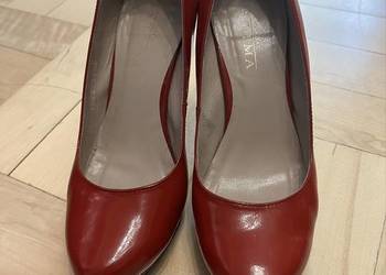 Buty szpilki Ryłko lakierowane -37,5