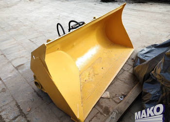 Łyżka 190cm hydrauliczna bocznego wysypu do ładowarki (860mm fi 40)