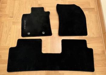 Dywaniki toyota avensis t27 kombi
