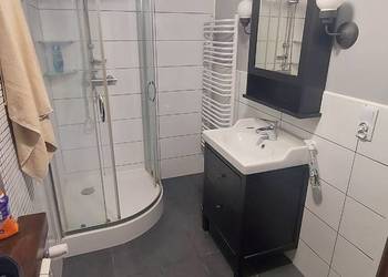 Szafka umuwalka Ikea z umywalka, kranem, syfonem i bateria