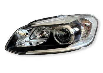 VOLVO XC60 I lewy reflektor lampa przod xenon skretny AHB/ABL OE 31698808