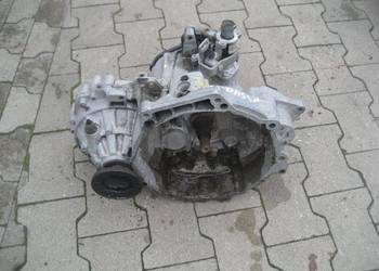 vw passat b3 89-93r 1,9 diesel skrzynia biegów manualna AYM