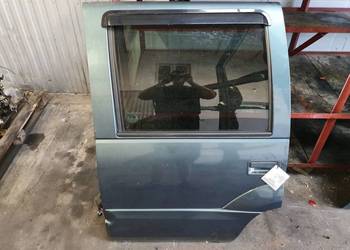 DRZWI LEWE TYŁ GMC YUKON DENALI 1999