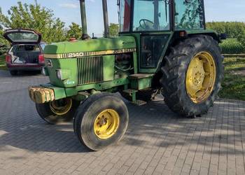 Ciągnik rolniczy John Deere 2140