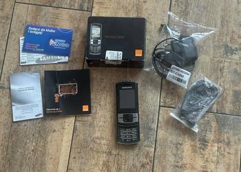 Telefon Samsung C3050 z roku 2009