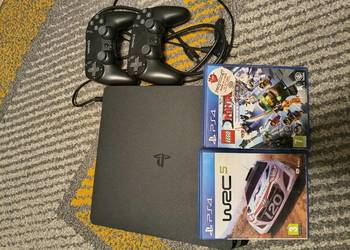 Zestaw PS4 Slim 1TB + 2 Pady + Kabel HDMI + 2 Gry (LEGO Ninjago / WRC 5)