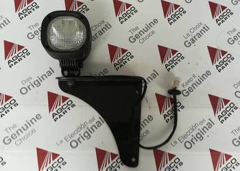 Oświetlenie robocze wraz z mocowaniem lewe VALTRA