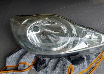 Lampa przednia prawa Peugeot 107 Citroen c1 aygo Sprawna  ORGINAL