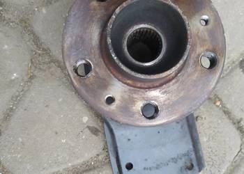 Piasta przednia Trafic III Vivaro B Talento Nv300 1,6 dci