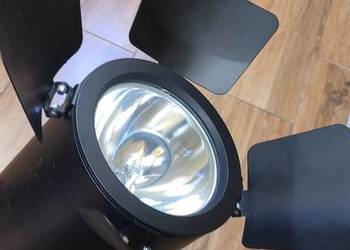 Lampa sceniczna estradowa