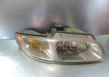 LAMPA PRAWY PRZÓD CHRYSLER VOYAGER III 95-00