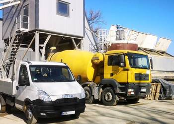 Beton półsuchy B15 B20 B25 transport mała wywrotka 2m3 4t Kraków