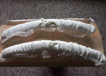 Wieszaki do sukni ślubnej 2 szt