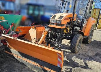 Pronar/MTZ 320 AMK z pługiem +MTZ/Pronar 320AMK na części