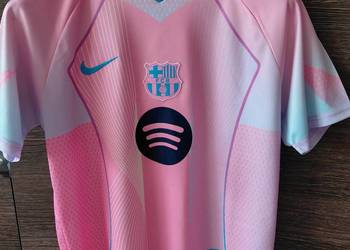 Sprzedam koszulkę FC BARCELONA