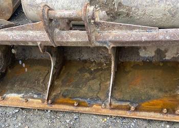 Łyżka skarpowa Rhinox  150 cm  CAT  KOMATSU  YANMAR