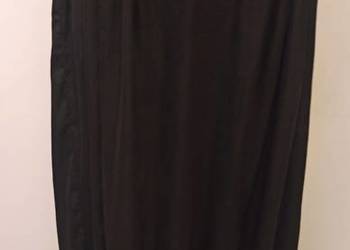 czarna spódnica maxi