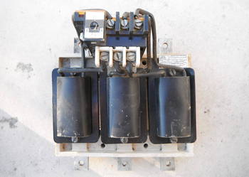 Przekaźnik przeciążeniowy PCE-235 zakres 25-30A 500V 50Hz