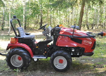 Traktorek sadowniczy Valpadana 2730 HST-R r.2011