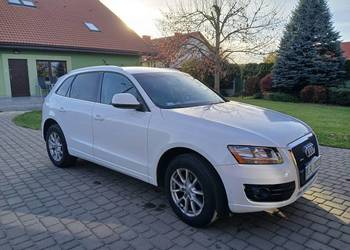 Sprzedam samochód Audi Q5.
