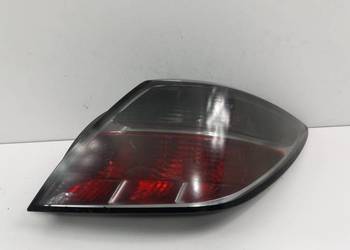 OPEL ASTRA H GTC  LAMPA TYŁ PRAWA 3D