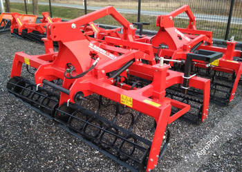 Agregat uprawowo siewny Hydropak Agro-mix z wałem przednim