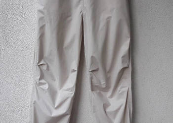 Kremowe spodnie parchute baggy Cropp r.32