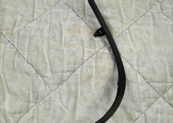Pokrycie wnęki bagażnika prawa strona OBOK LAMPY  BMW E60 E61