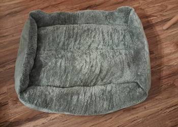nowe ciepłe llegowisko dla psa 65x40 cm kolor szary brak paragonu