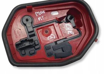 WKŁAD LAMPY Peugeot 206 htb 98-01 PRAWY TYŁ pasażera mocowanie