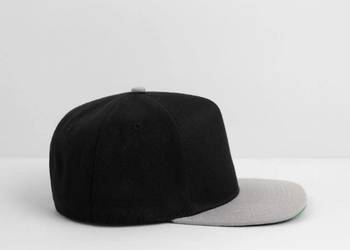 Czapka typu snapback KRAKÓW Since 1257 – Zielony napis Polska pamiątka